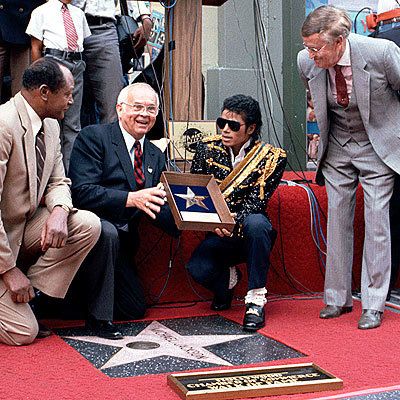 &#8220;Although he already was included on the Hollywood Walk of Fame (the Jackson 5 received their star in 1979), the singer received his solo star in 1984, making him one of a select group to have two stars.&#8221;  it&#8217;s sad to think that i saw this star a mere 2 weeks before Michael died, not knowing the fate that was to come..